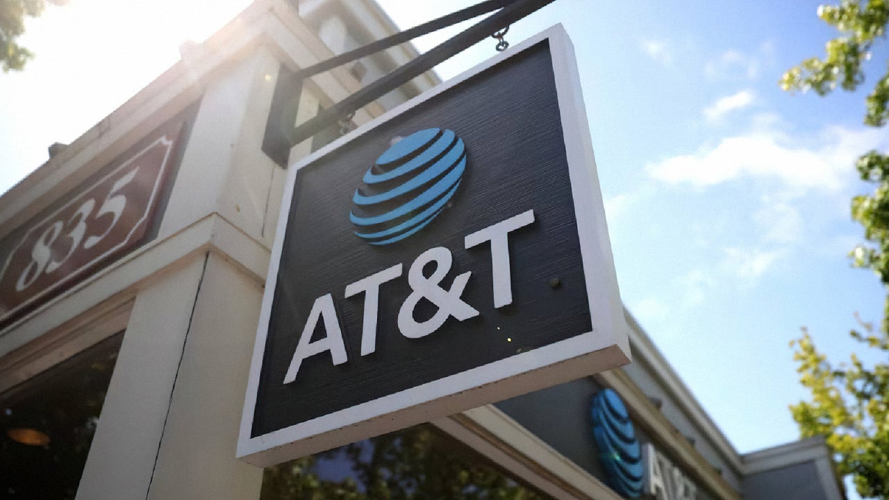 AT&T accusé de virer ses salariés âgés sous couvert de mutations