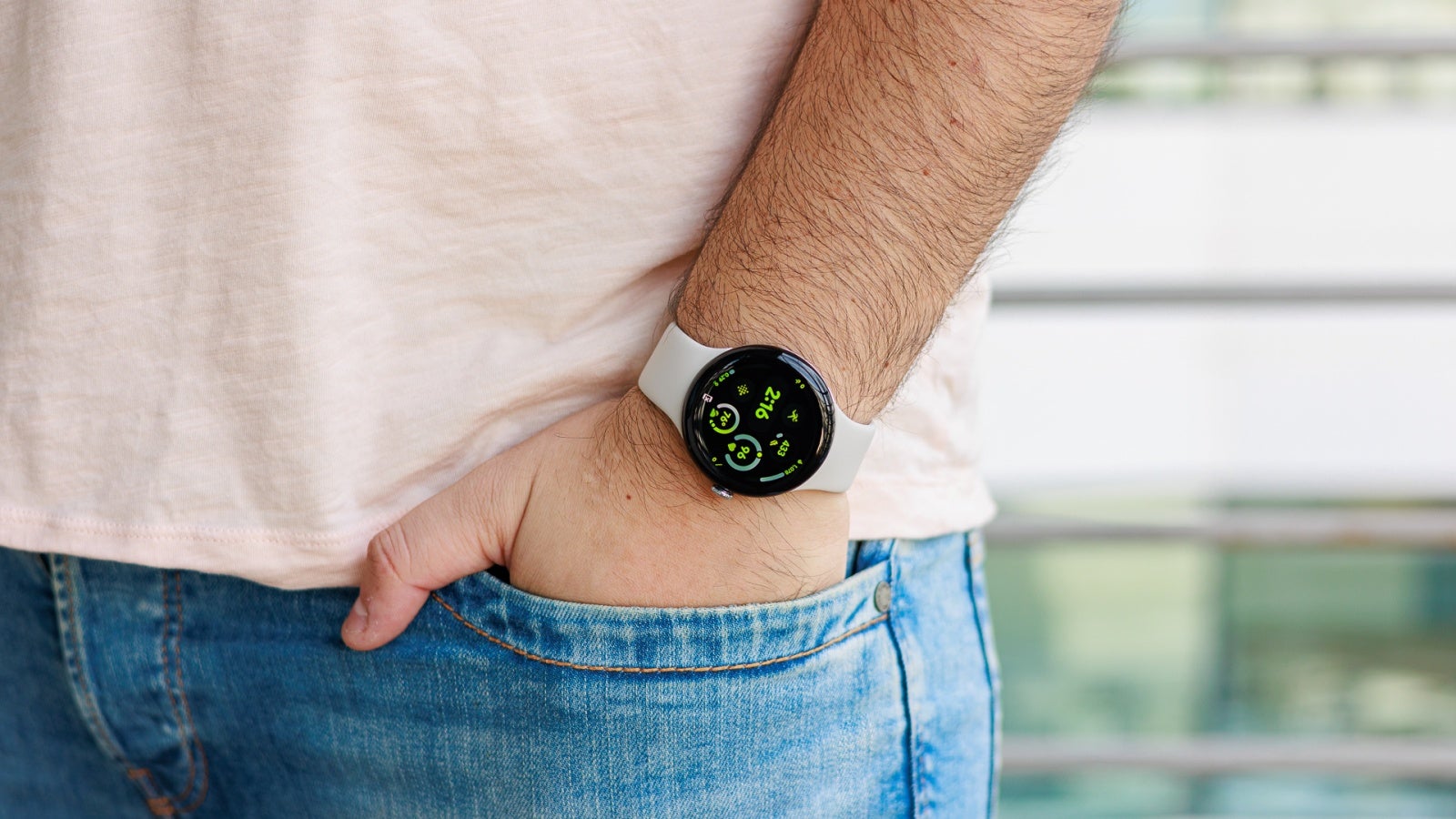 Promo choc : la Pixel Watch 3 4G chute de 60% chez Google
