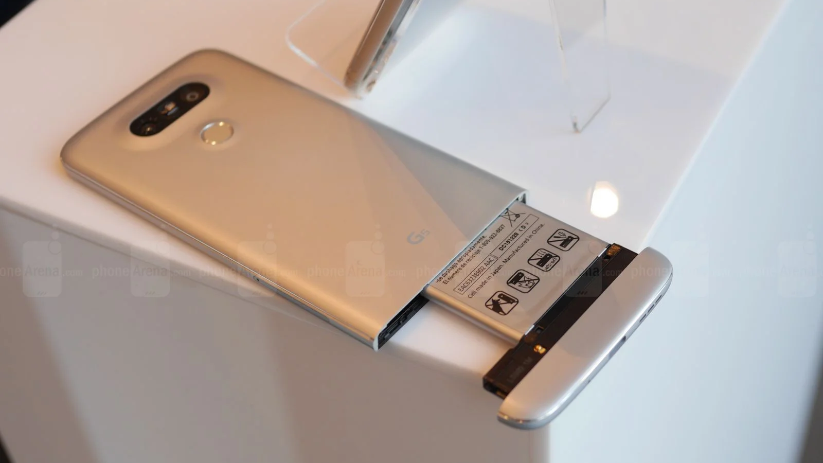 Batteries amovibles obligatoires en 2027 : pourquoi pas sur iPhone ?